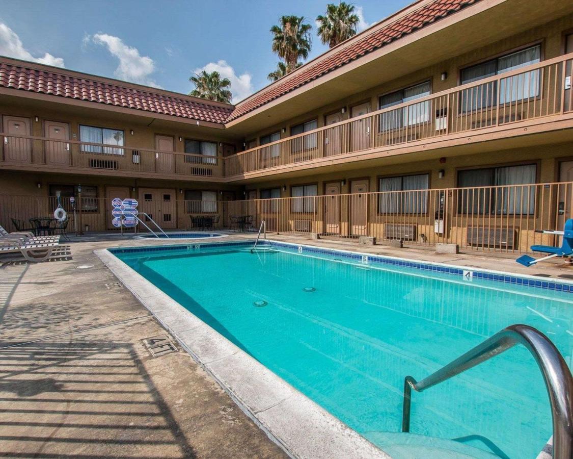 Palm Inn Hotel Near Tyler Mall Riverside Exterior foto